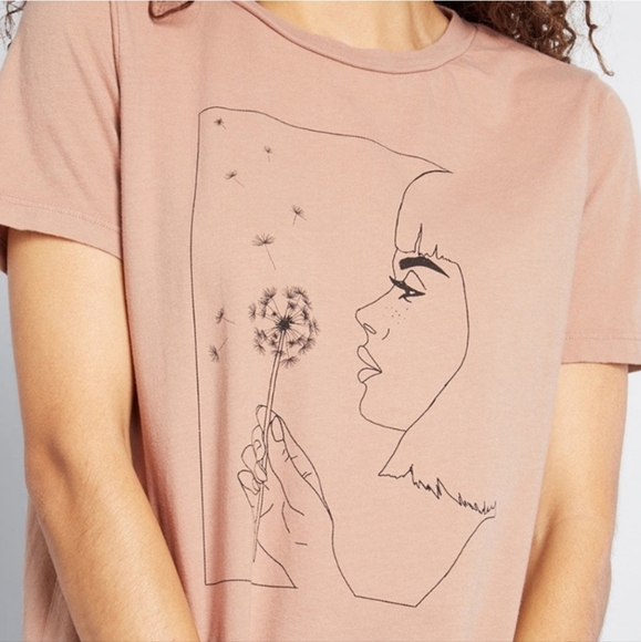 SHEIN Curve Dandelion Daydreamer Tee - Picture 1 of 7